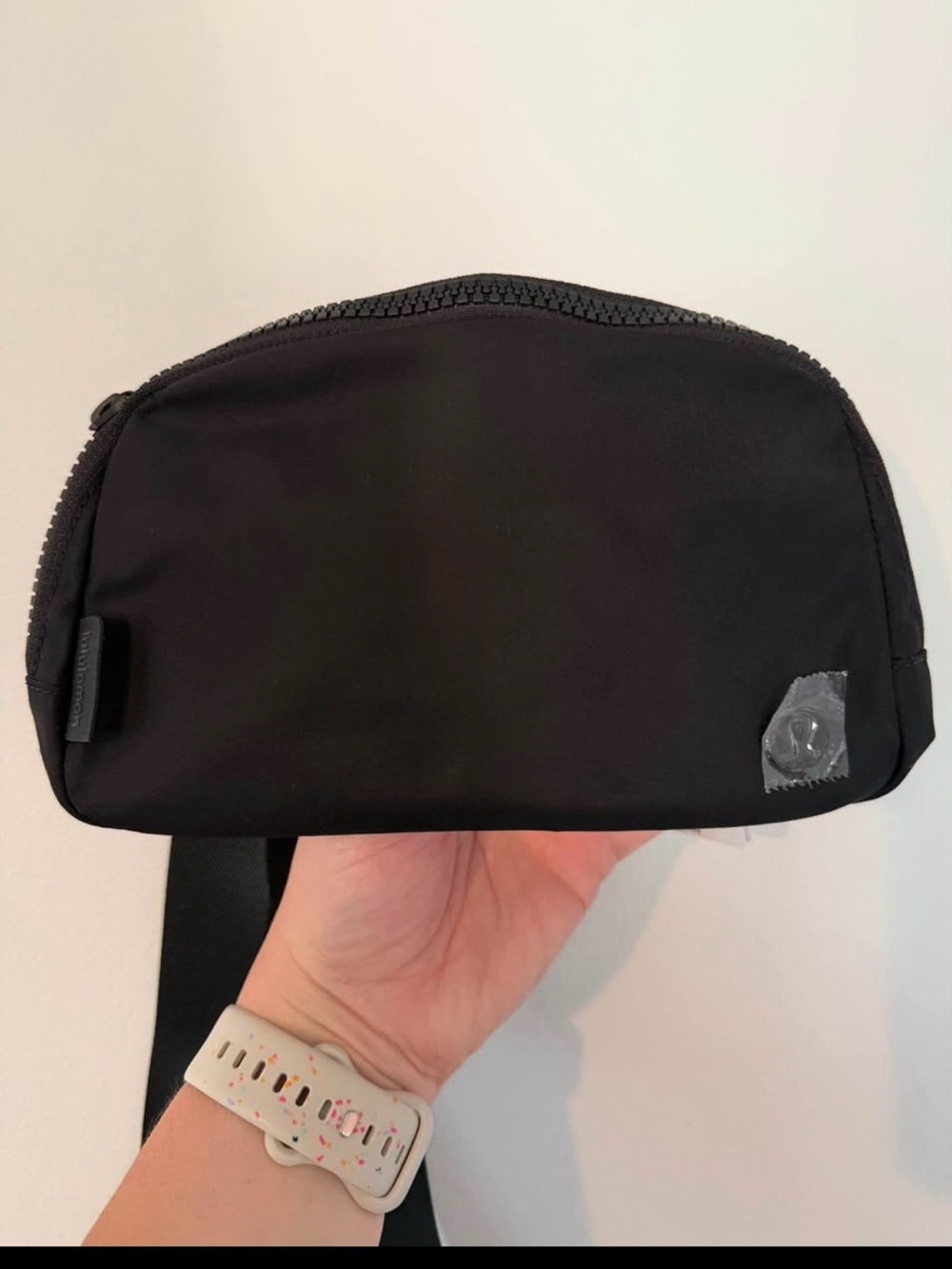 Lululemon Everywhere Belt Bag Black 1L NWT